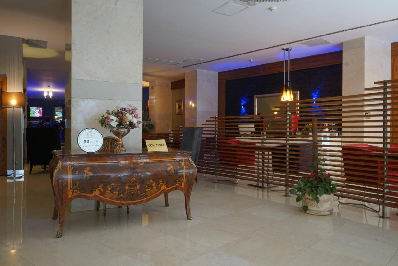 Hotel Troya Istanboel Buitenkant foto